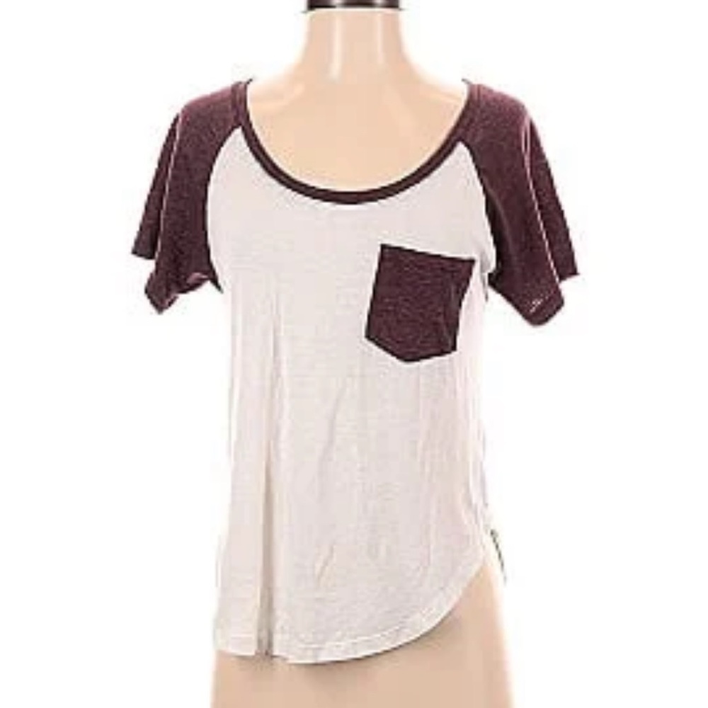 Me to We short sleeve t shirt babydoll t shirt 90’s small